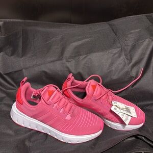 Women’s adidas swift run 23 size 9.5